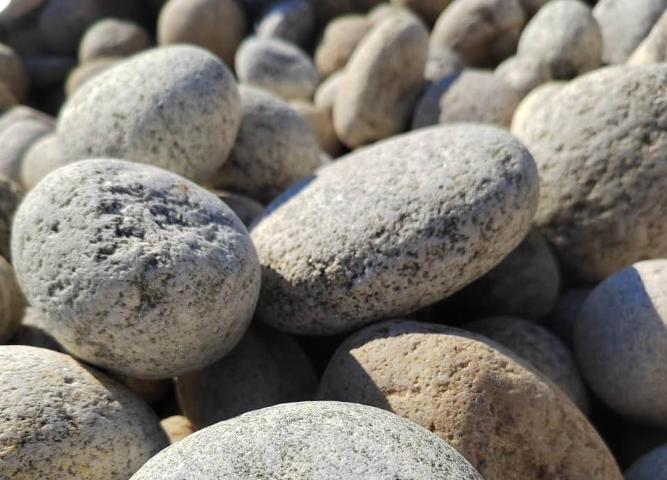Купить речную и морскую гальку напрямую у производителя с доставкой  купить в Армавире от производителя, без посредников